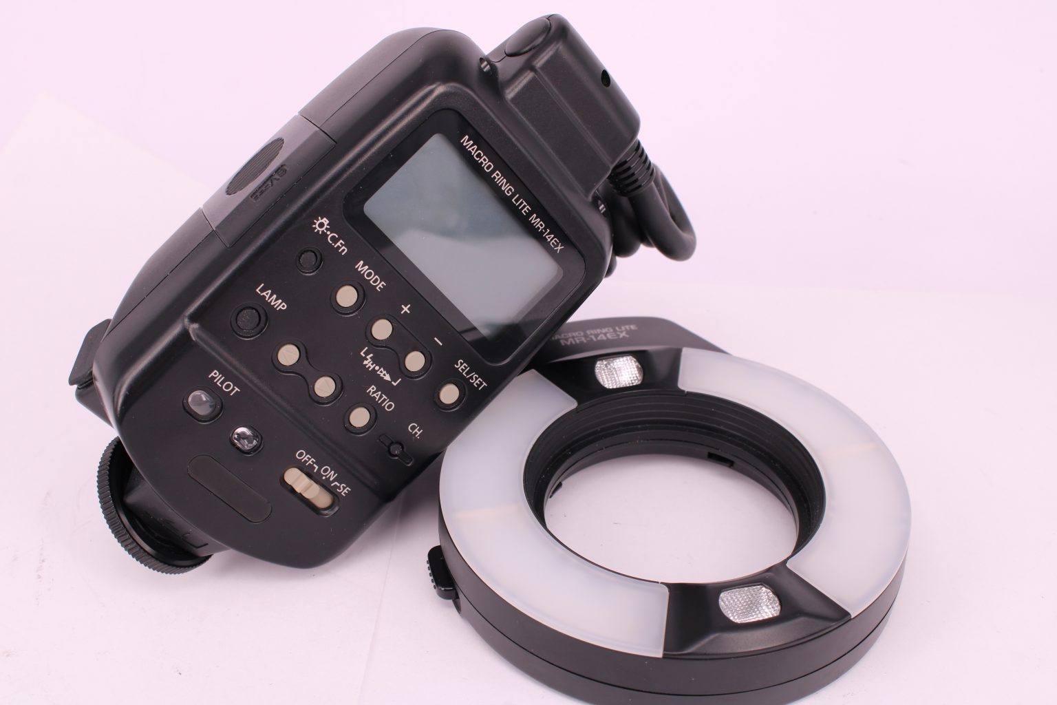 Shop Generic Meike FC-100 Macro Ring Flash/Light for Canon EOS 650D 600D  60D 7D 550D 1100D T4i T3i T3 | Dragon Mart UAE